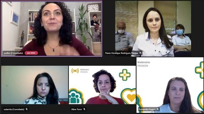 Captura de tela de 5 participantes do webinário da Fundação Vale