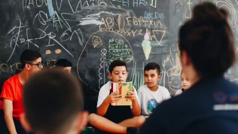 Alicerce-educacional